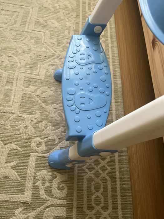 Escadas de casa de banho para crianca