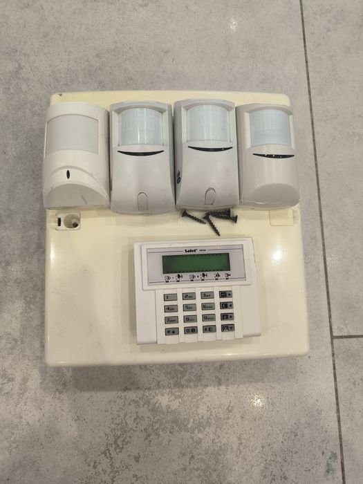 Alarm do domu, baza, 4 czujki, syrena, programator