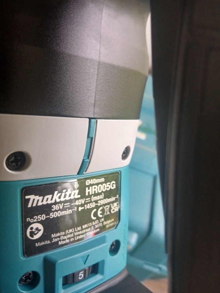 Makita młotowiertarka na baterie HR005G