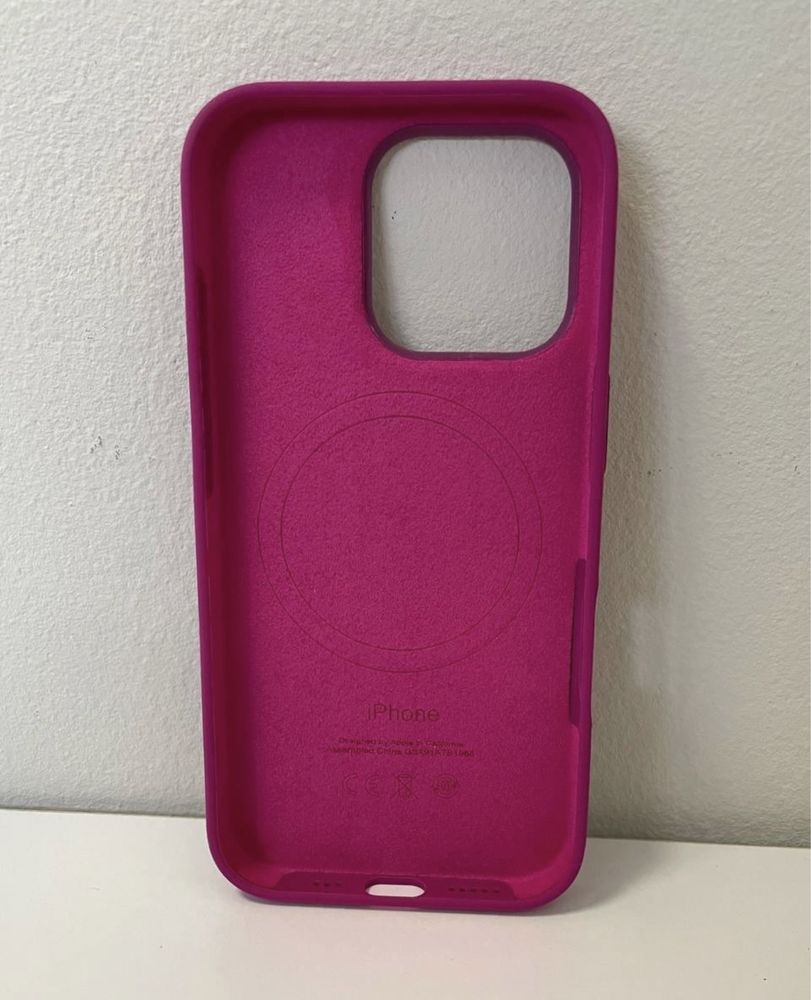 Силиконовый чехол чохол Silicon case Magsafe для iphone 16 pro max