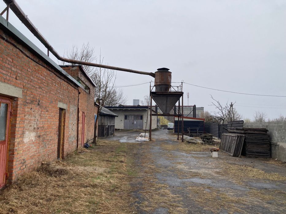 Продаж бази, складські приміщення