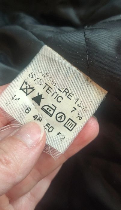 Elegancki męski wełniany płaszcz