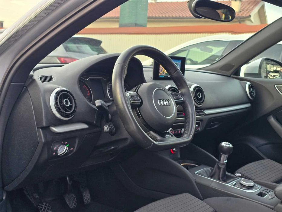 AUDI A3 S LINE PLUS 1.6TDI 110CV "LOOK RS3"