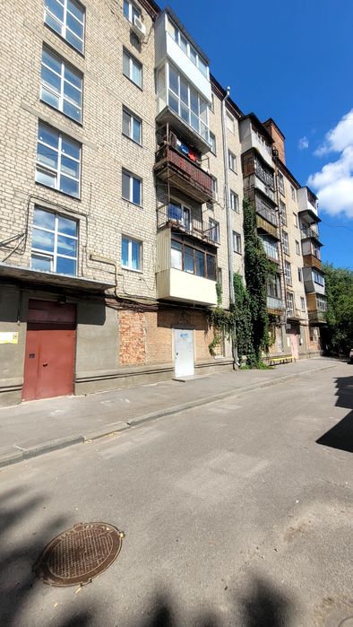 Продам 2-к, Центр, Кооперативная,18