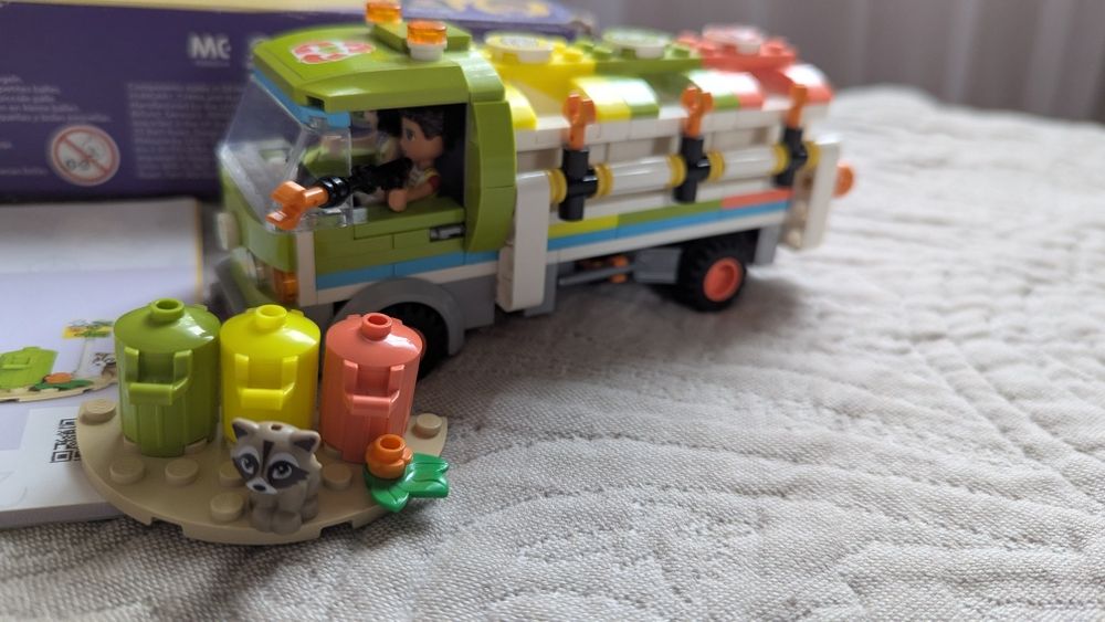 Lego Friends Сміттєпереробна вантажівка 41712