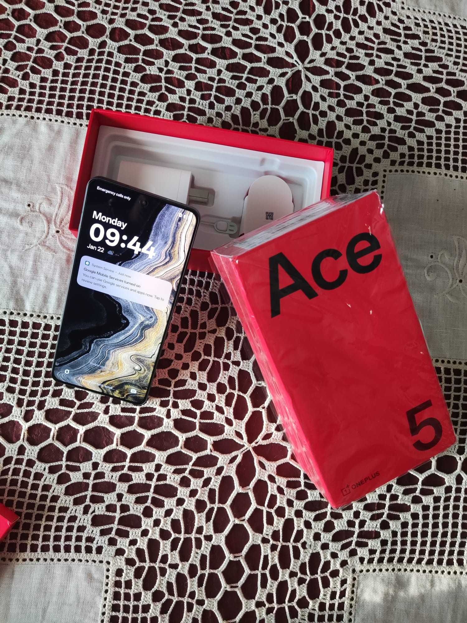OnePlus Ace 5 (13r) 16Gb Ram Snapdragon 8 gen3 (NOVO)