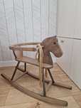 Konik na biegunach