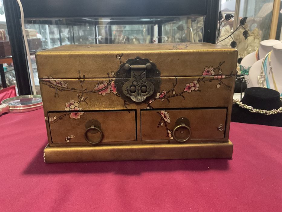 Cofre joias oriental decor flores cor ouro velho 24x13x14cm