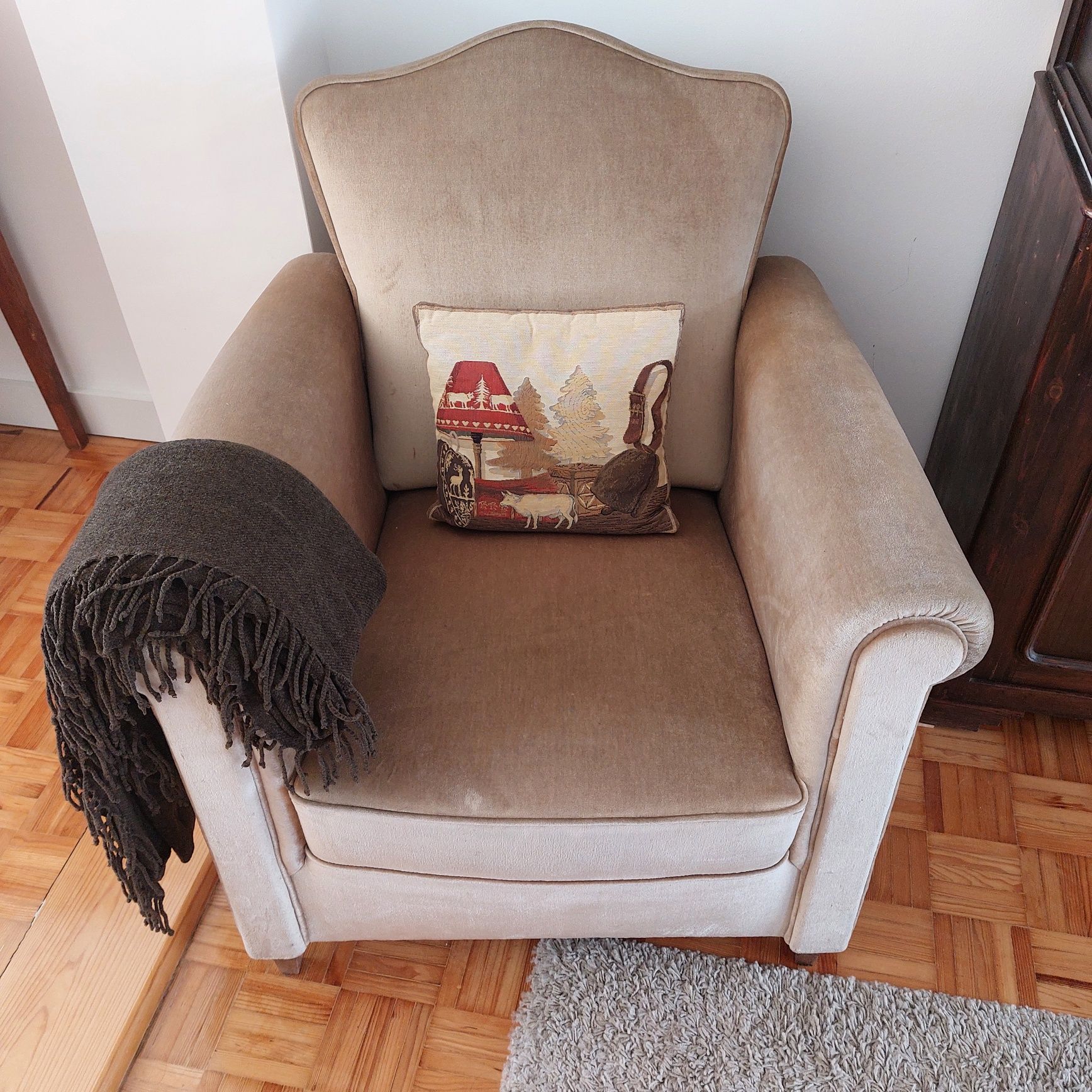 Sofa, poltrona beige em muito bom estado