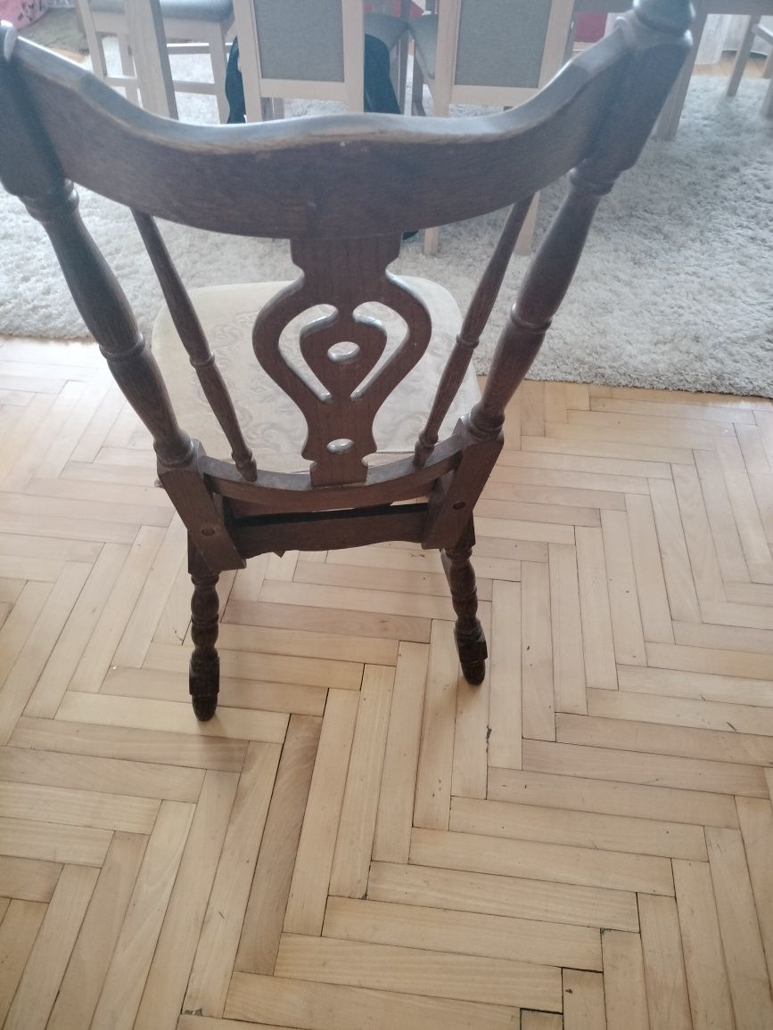Krzesło,drewno.prl