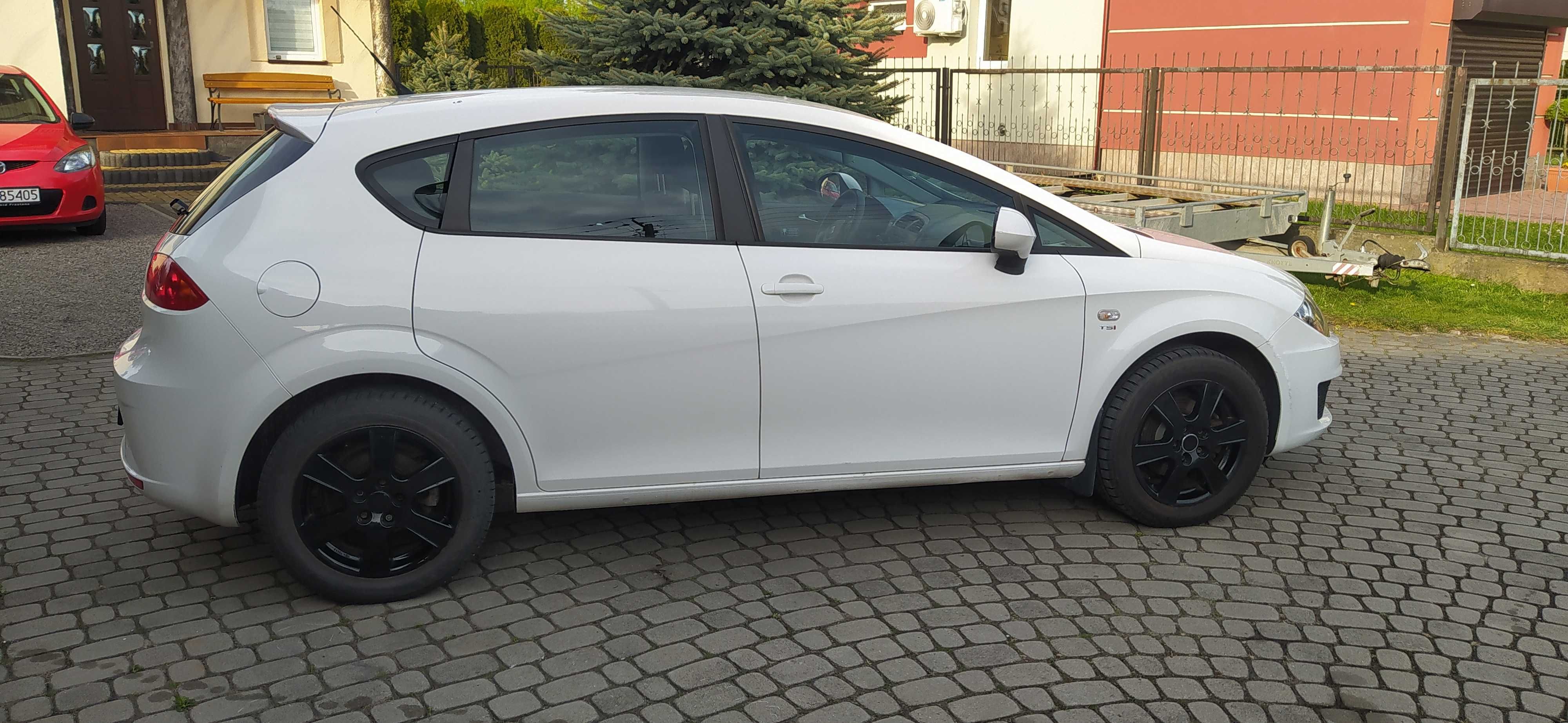 Seat LEON == Benzyna == Sprowadzony zarejestrowany ==