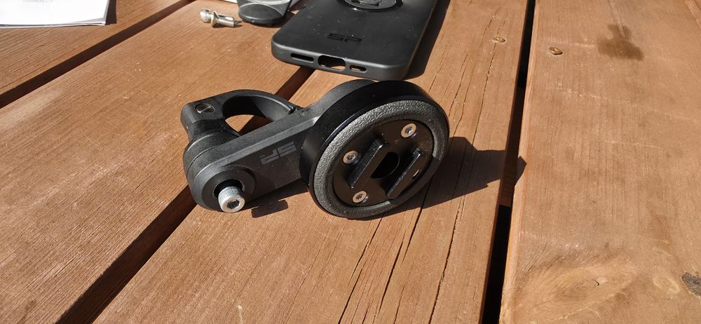 Uchwyt motocyklowy/ rowerowy SP Connect + etui iPhone 14 Pro Max