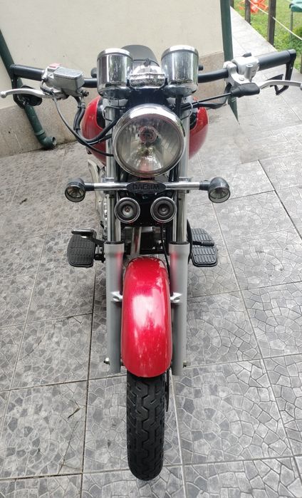 Vendo Daelim  com muitos poucos km