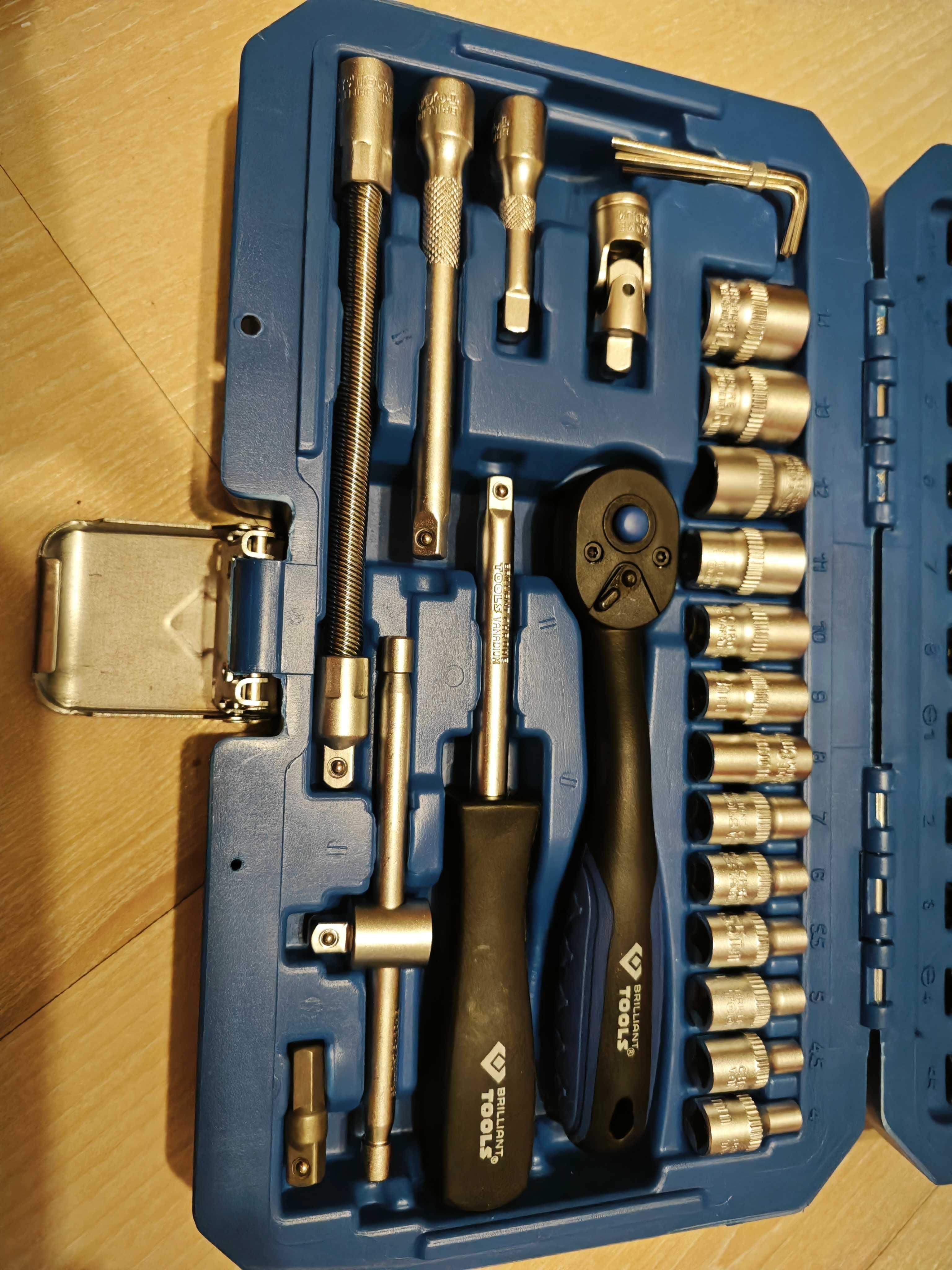 Brillant Tools - Zestaw kluczy nasadowych 1/4'' 46 elementów