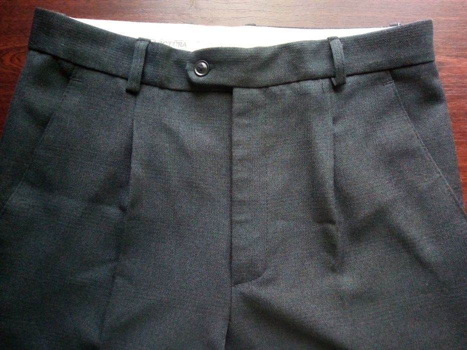 Брюки мужские 46 размер. Параметры в описании