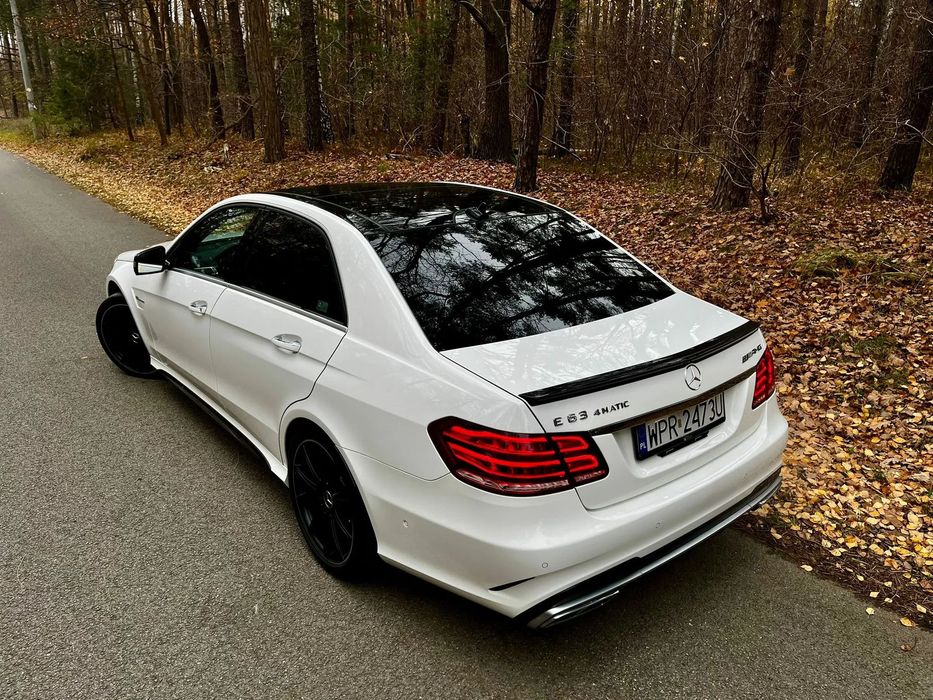 Mercedes-Benz Klasa E Mercedes E63S AMG 4MATIC