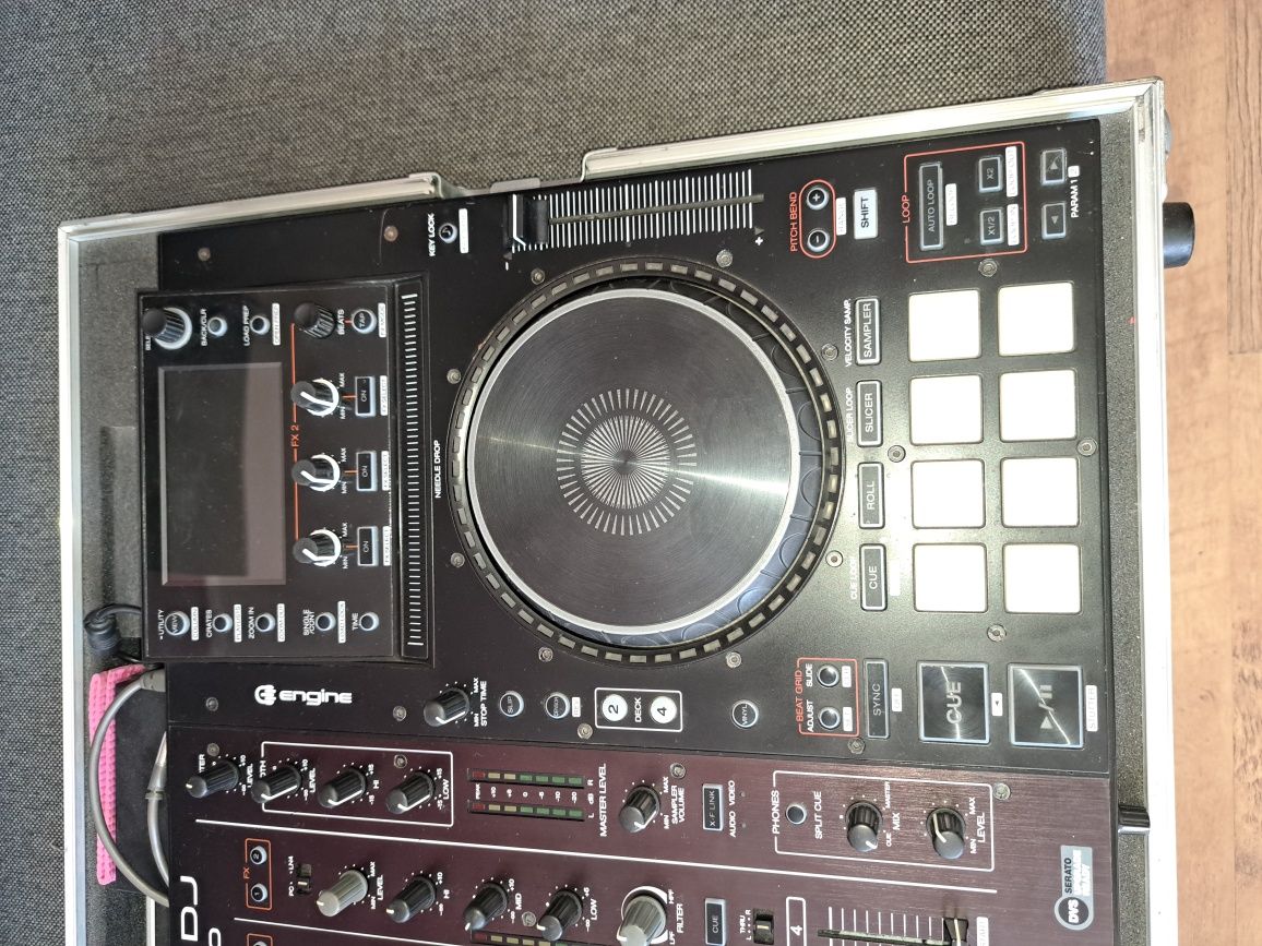 Denon mcx 8000 kontroler