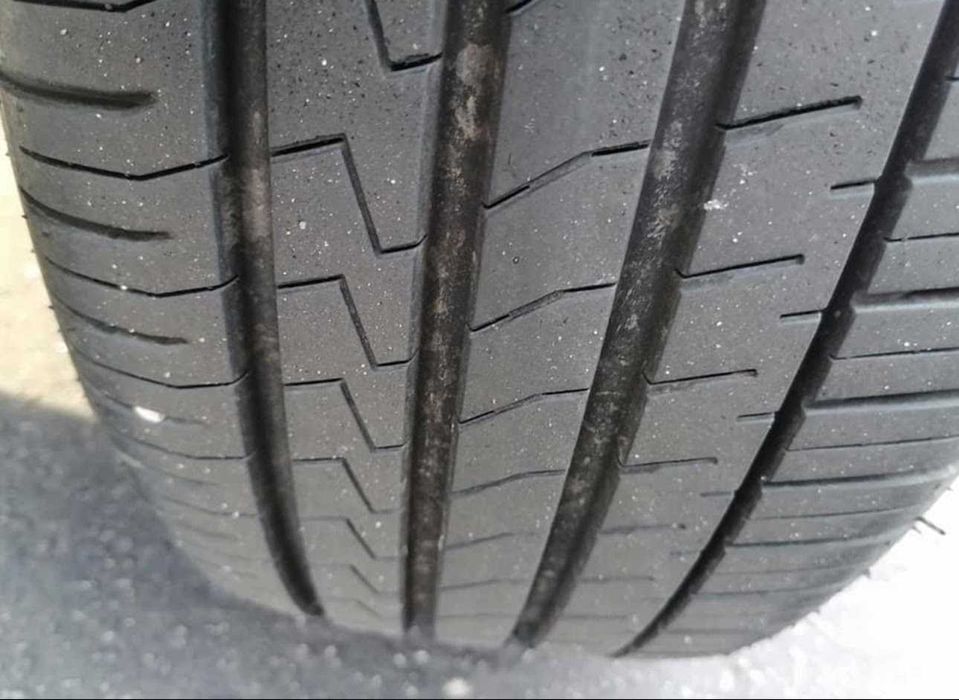 Hyundai Accent 2001 em excelente estado de conservação