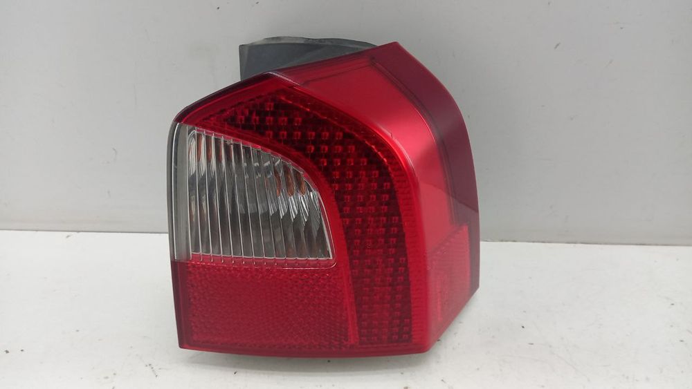 Фонарь задний правый стоп Volvo XC70 V70 2007-2016 31276840