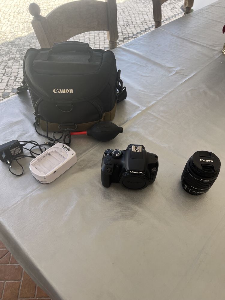 Vendo Canon eos 1300d