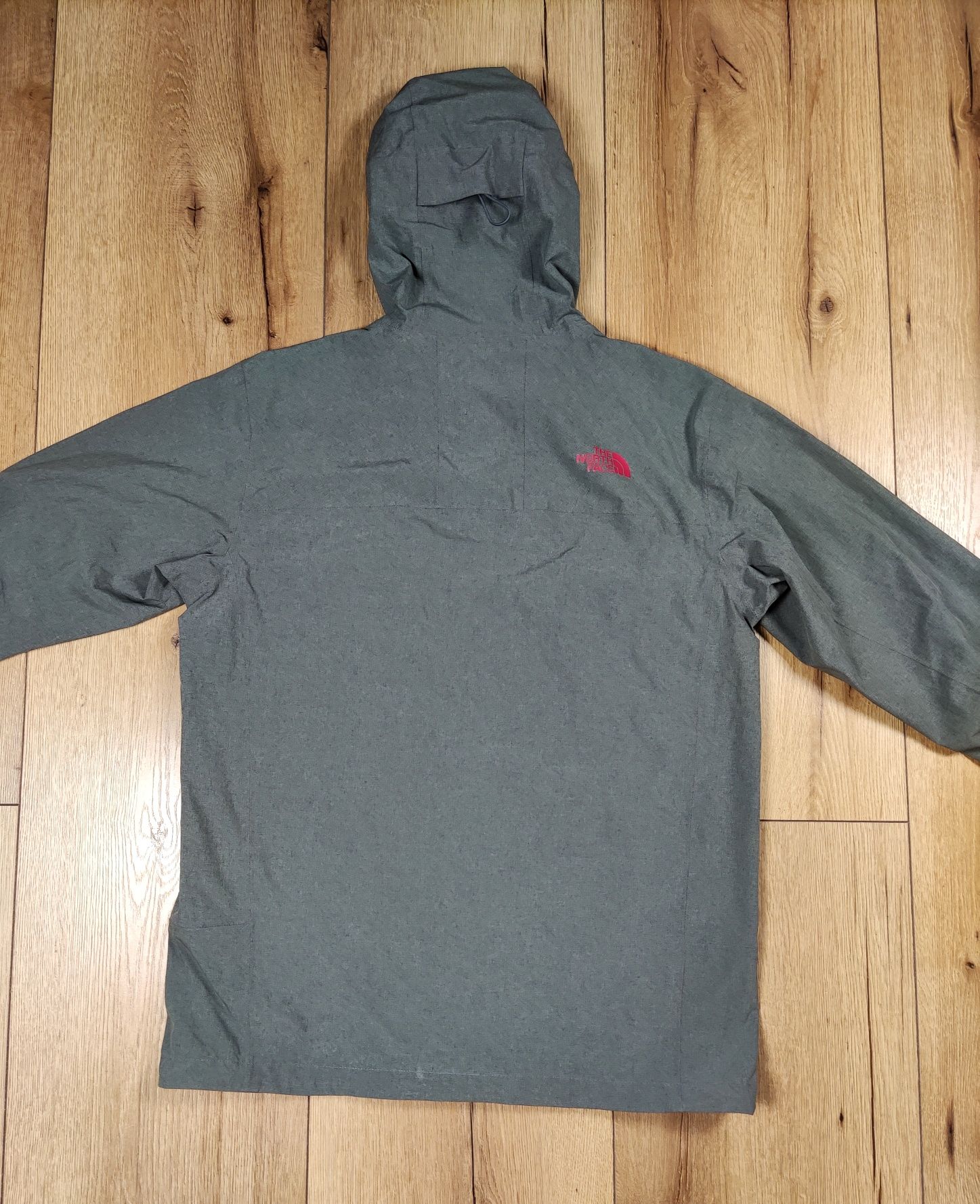 The North Face Hyvent 2.5L męska kurtka z kapturem w rozmiarze M