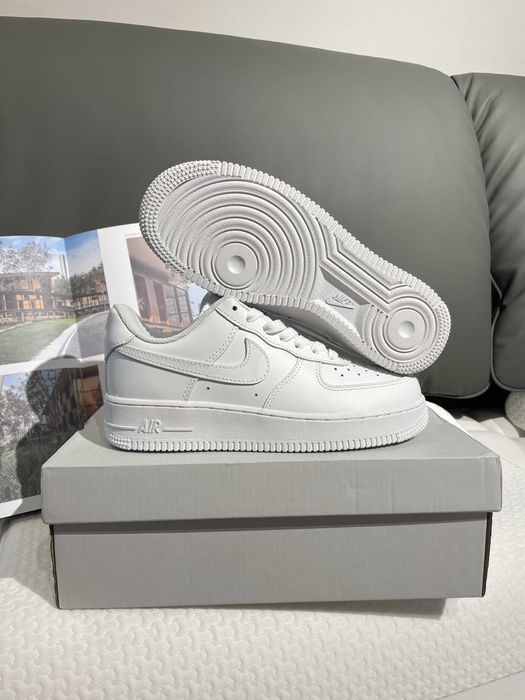 Buty meskie Mokasyny Nike_Air_Force_1_Low_'07_White R.46