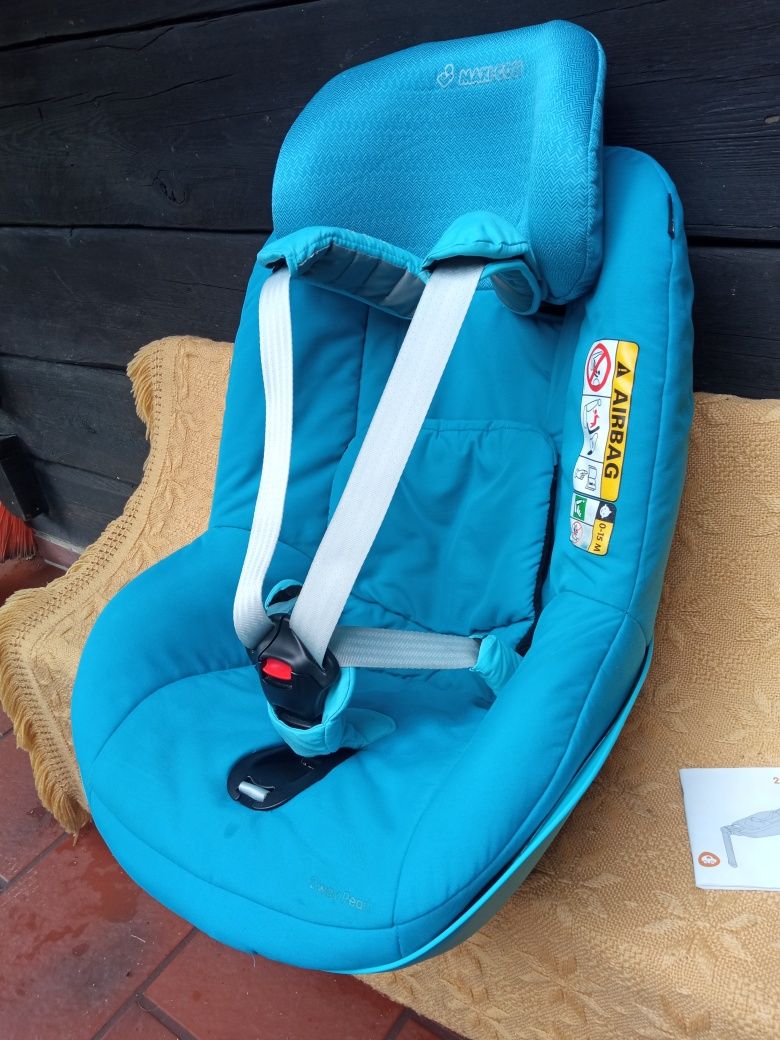 Fotelik samochodowy Maxi Cosi 2way Pearl z baza ISOFIX