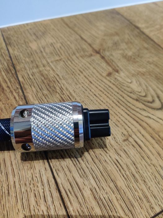 Kabel furutech flux 50 wtyk schuko audio wzmacniacz odtwarzacz CD HIFI