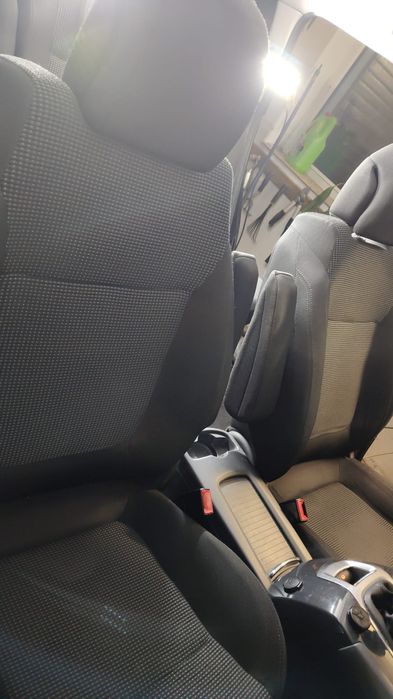 Peugeot 5008 1.6 benzyna