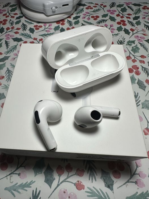 Apple Airpods 3 з коробкою