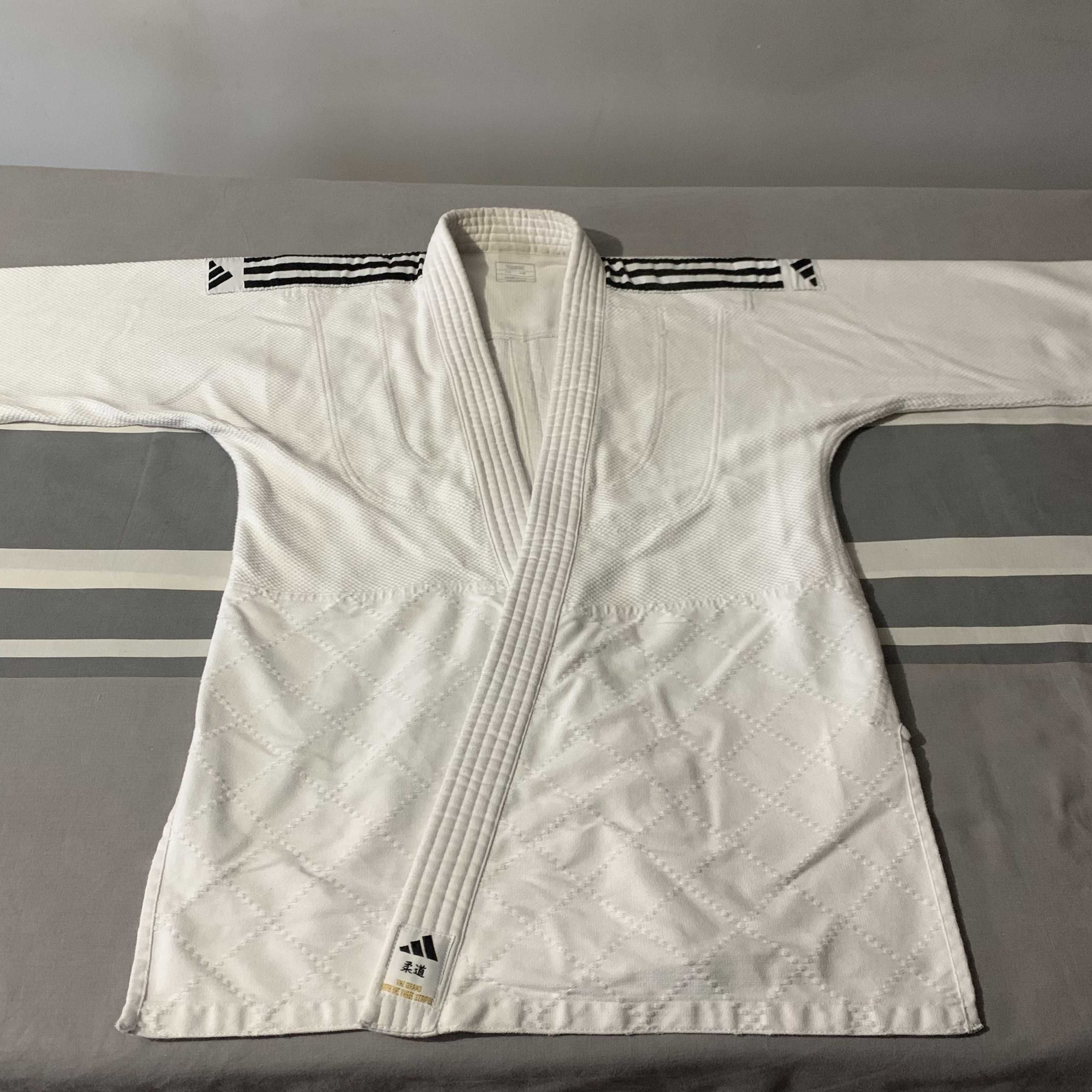 Kimono de JUDO ADIDAS Traning J500
