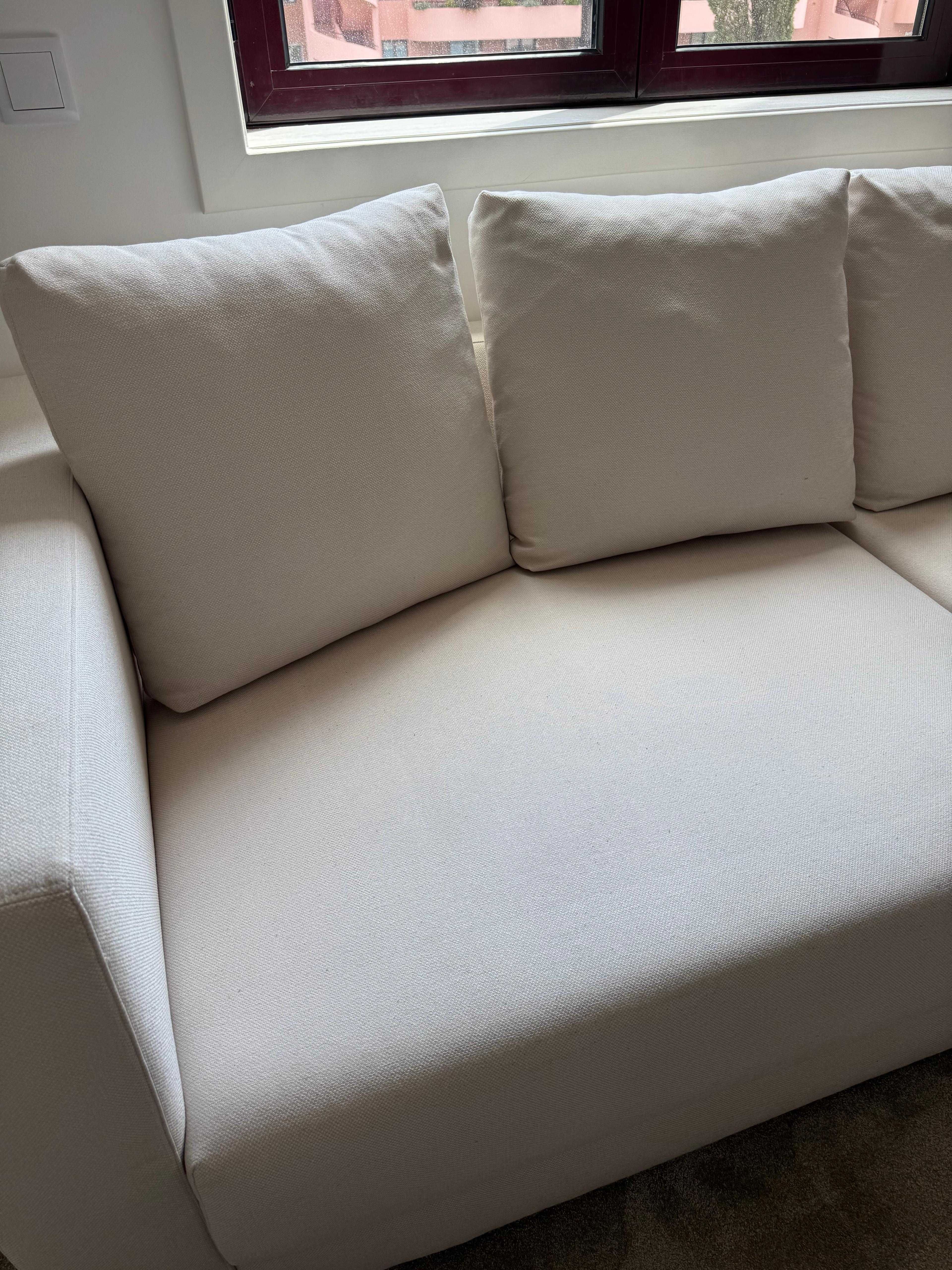 Sofá bege novo 240cm