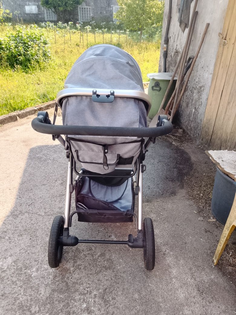 Carrinho de bebê