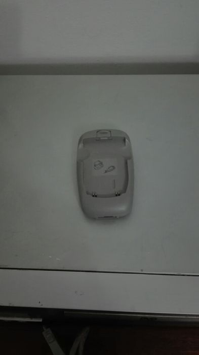 Telemóvel Samsung Z105(apenas os acessórios).