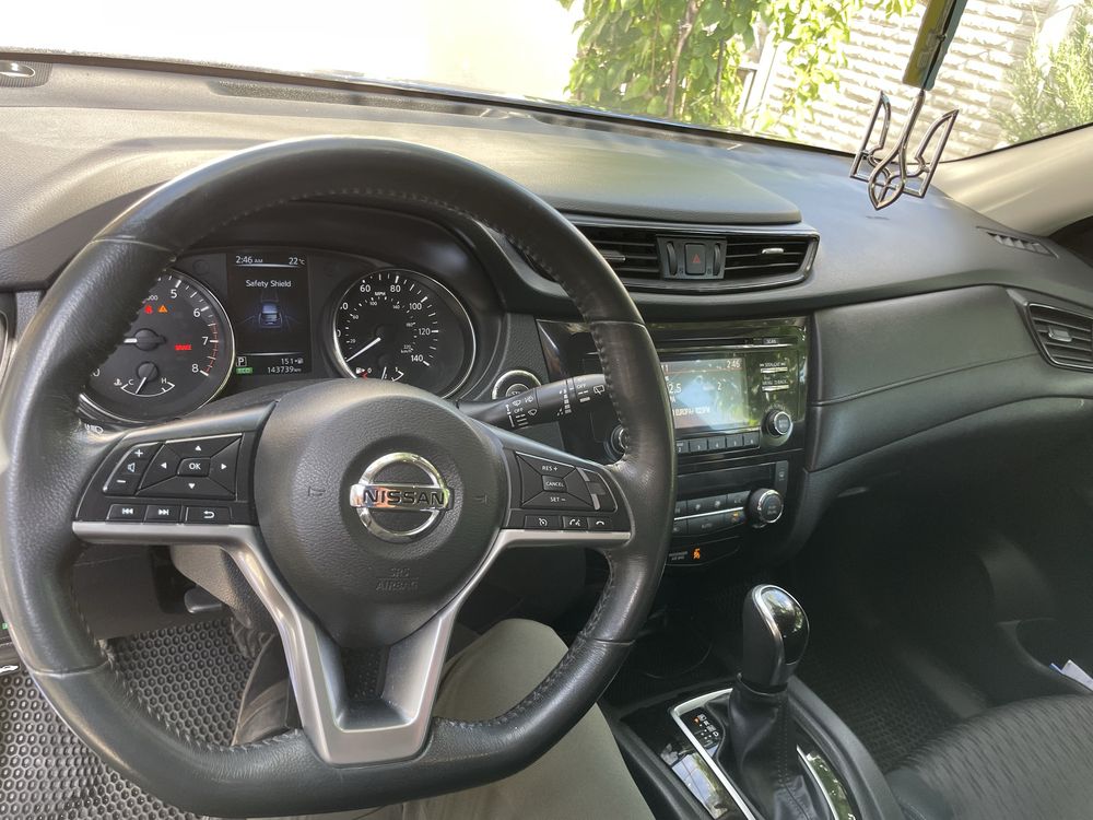 Нисан Рог Nissan Rogue SV  2017