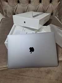 MacBook Pro 2020р.в.Quad Core i5 2,4/8/250 акумулятор новий