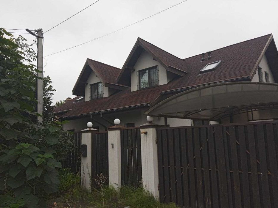 Продаж від власника. 2-поверховий дуплекс в с. Святопетрівське