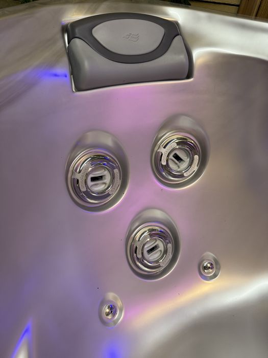 Jacuzzi Sundance 880 Optima silver piekne