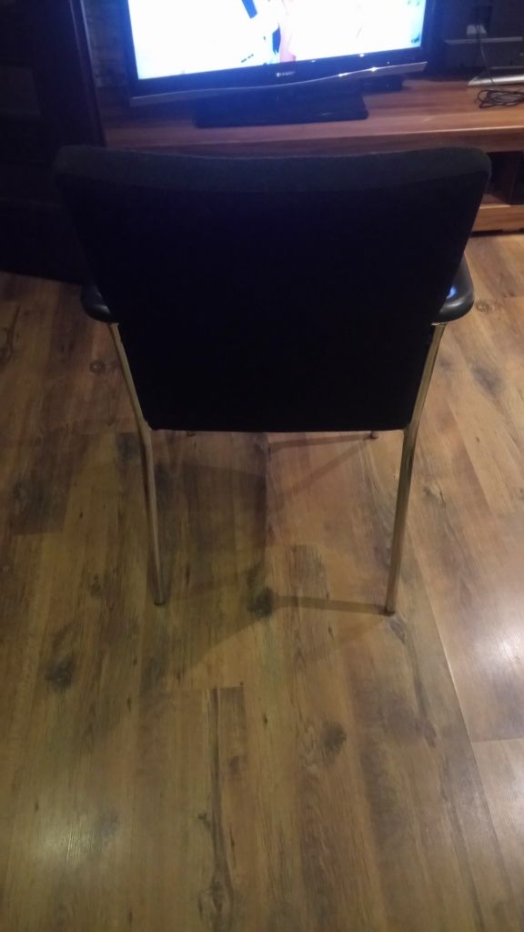 Krzesła z podłokietnikami biuro dom
