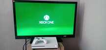 Konsola Xbox One S + pad