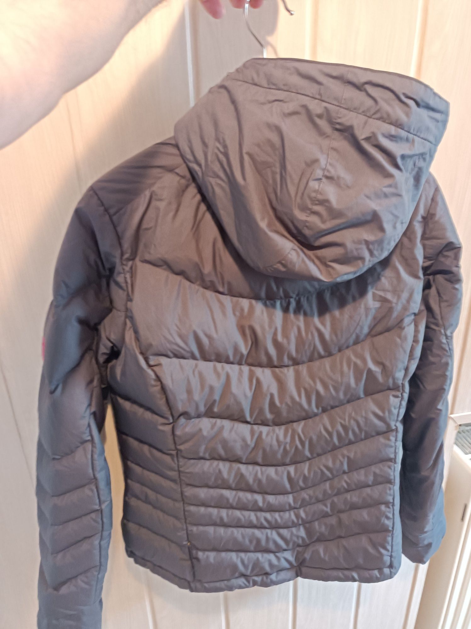 Kurtka damska Jack Wolfskin puchowa M jak nowa