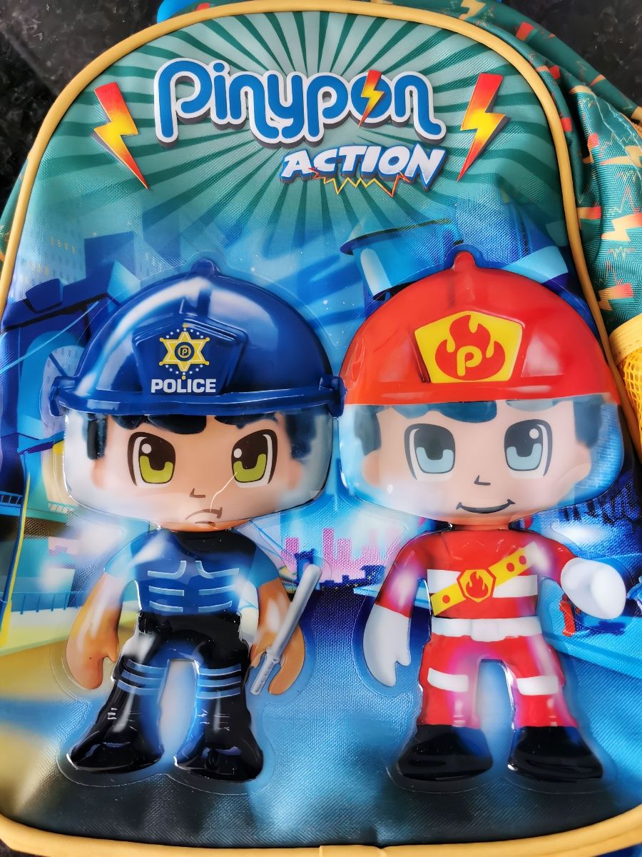 Mochila com Rodas Pinypon Action para Criança