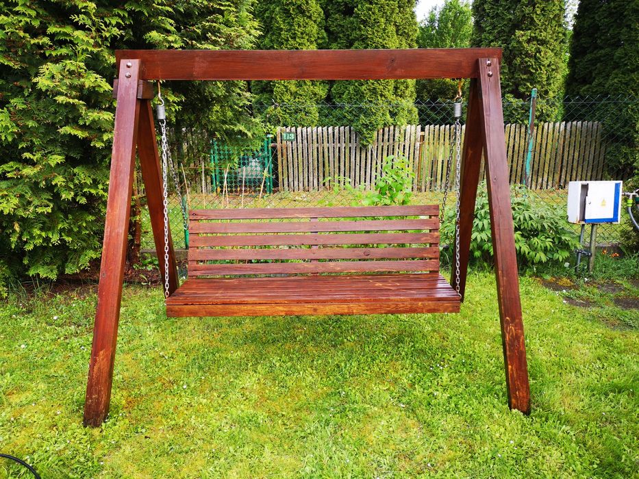 Huśtawka ławkowa ogrodowa, bujawka drewniana