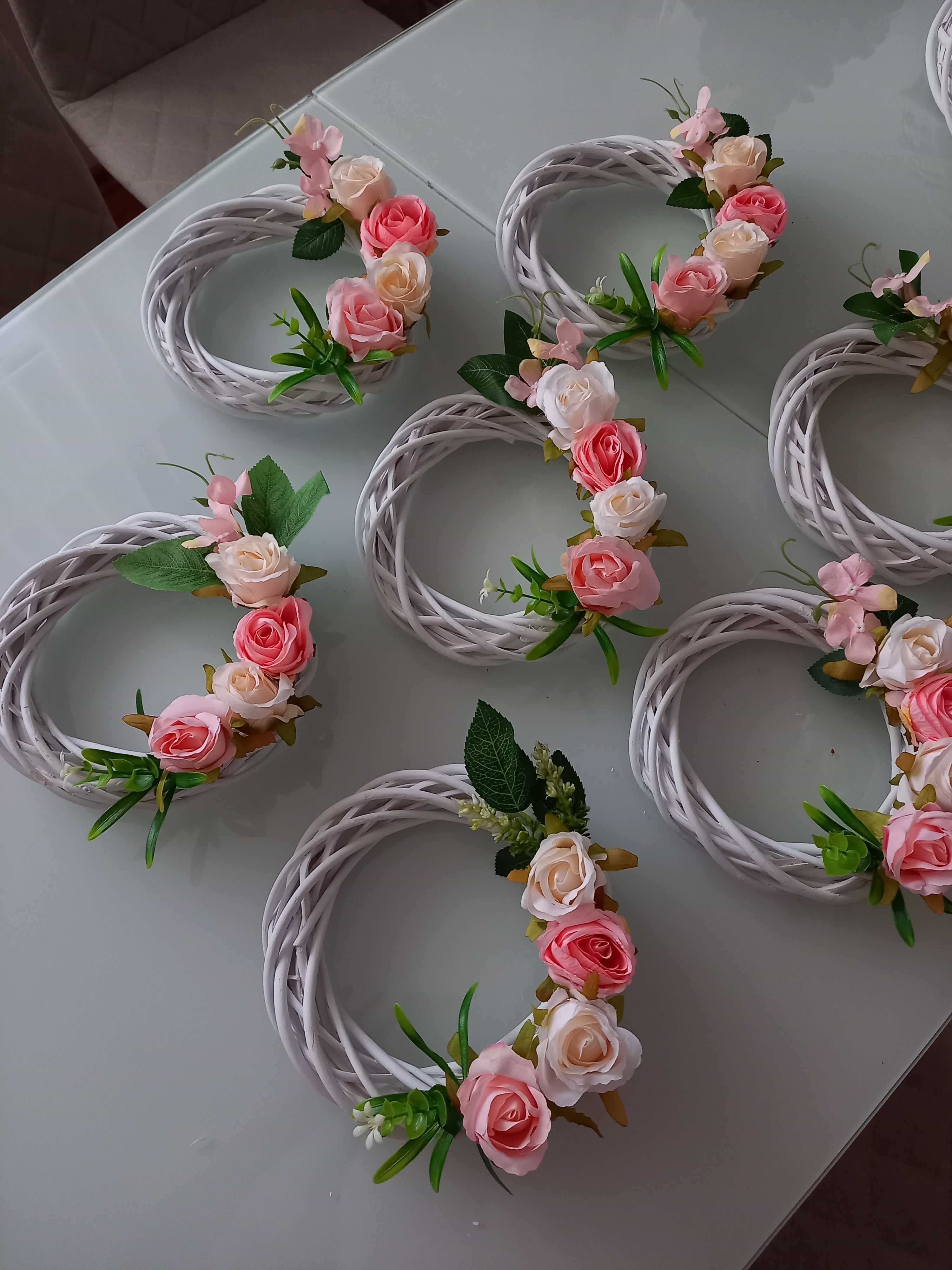 Ślubna dekoracja domu wianki wiklinowe na ślub wesele wianek kwiaty