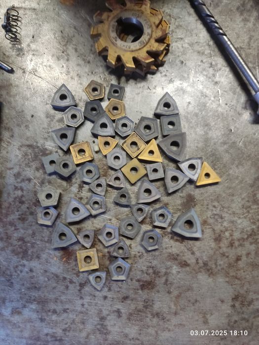 Резцы токарные по металлу