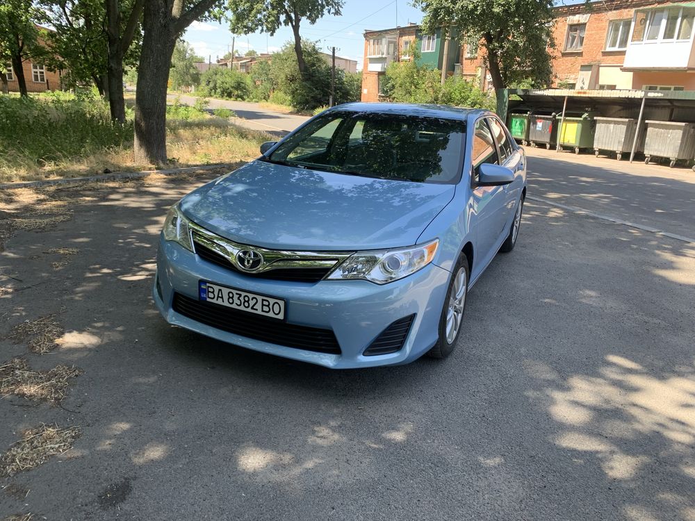 Продам Тойота Камрі