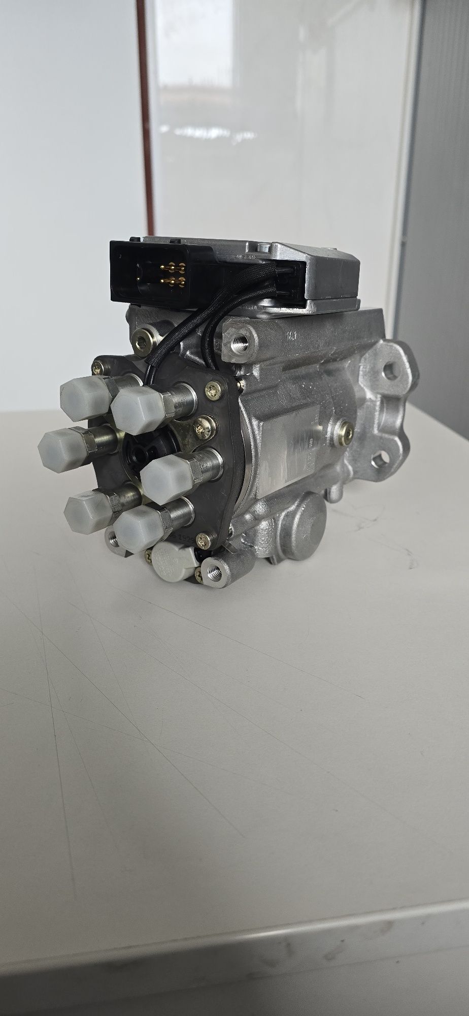 Pompa wtryskowa Fendt Sisu AGCO POWER 0.470.506.042 Massey  7256