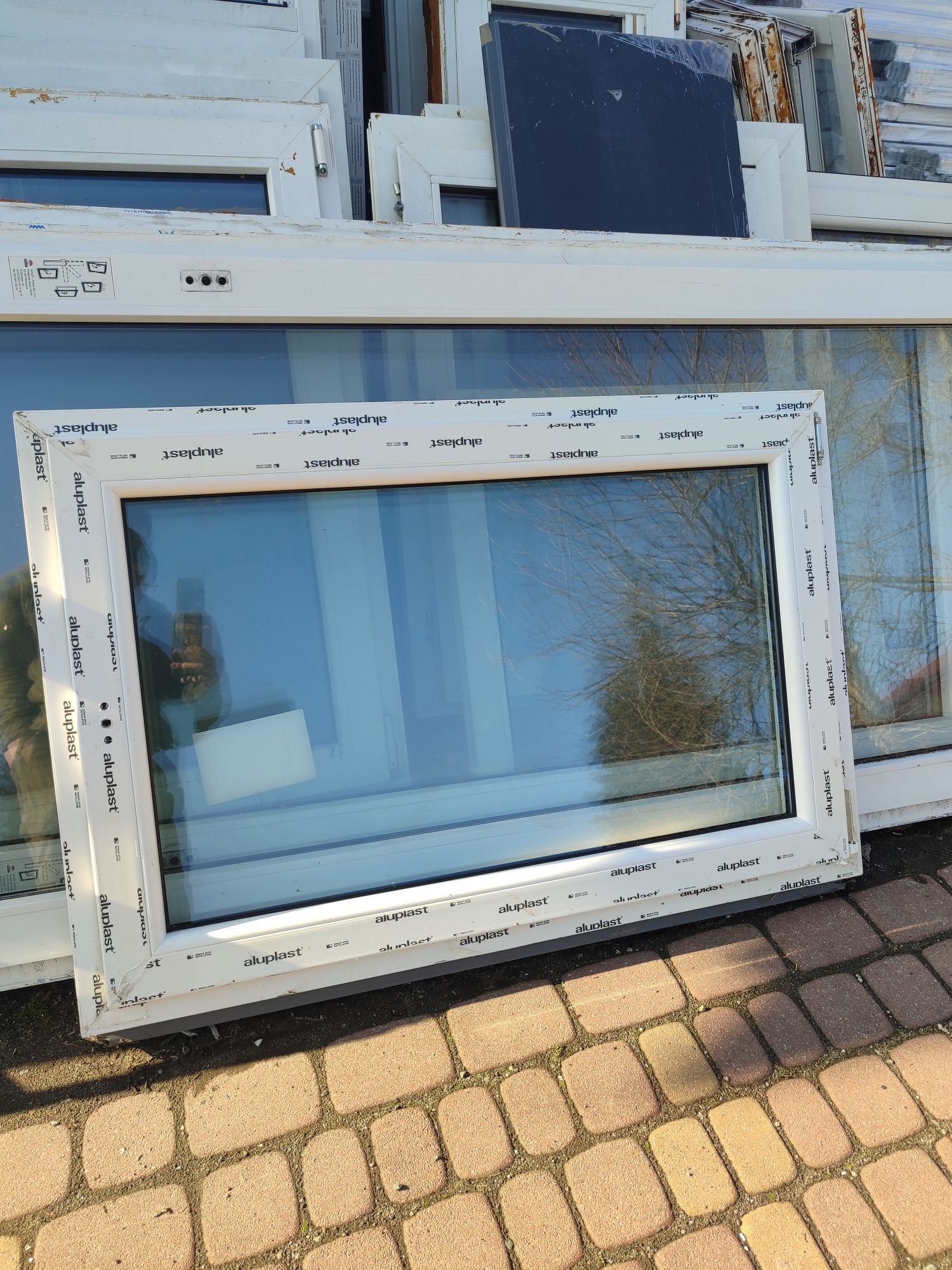 Okno pcv 120 x 80 RU nowe