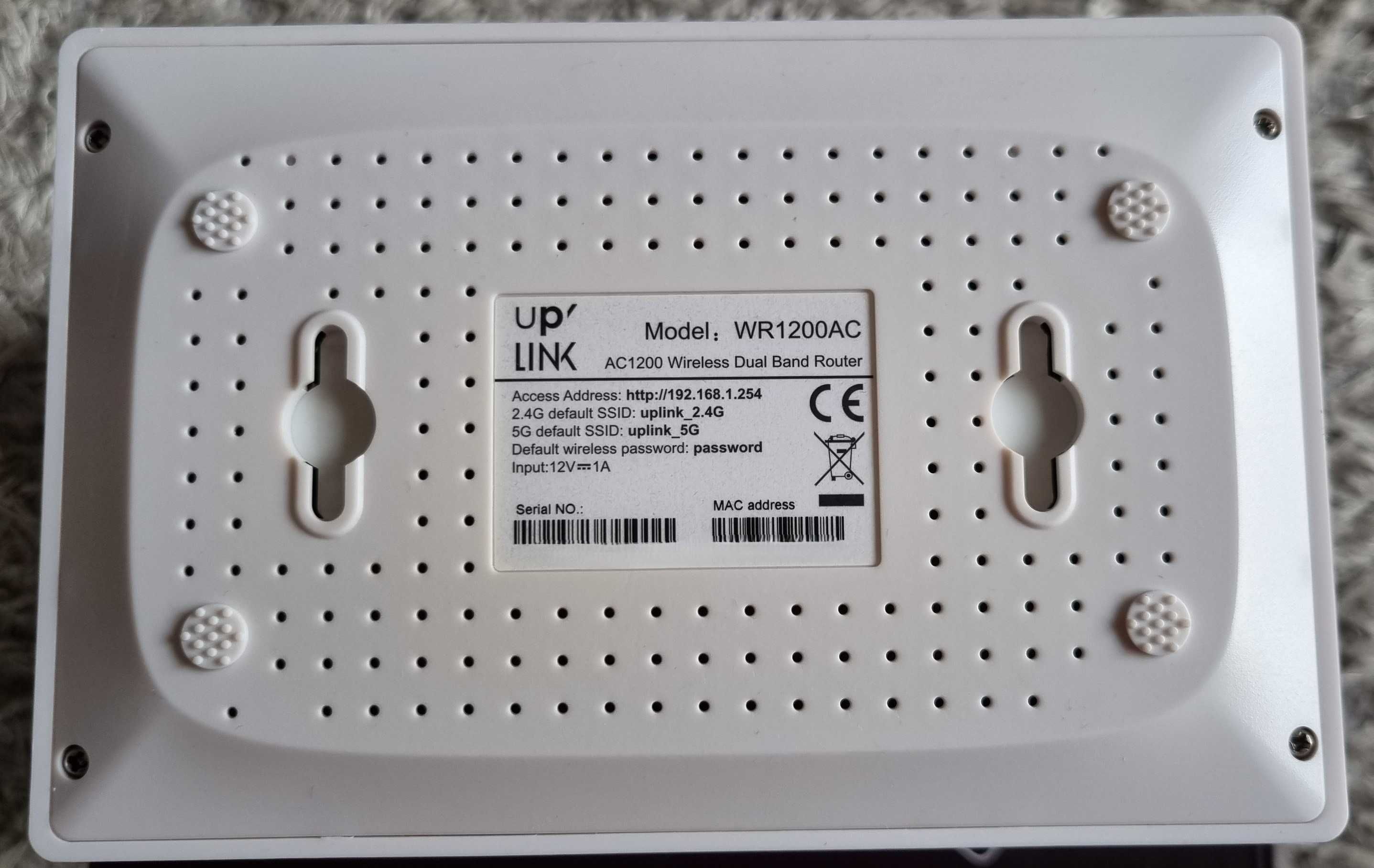 Wydajny dwuzakresowy router Uplink, porty LAN 1Gb