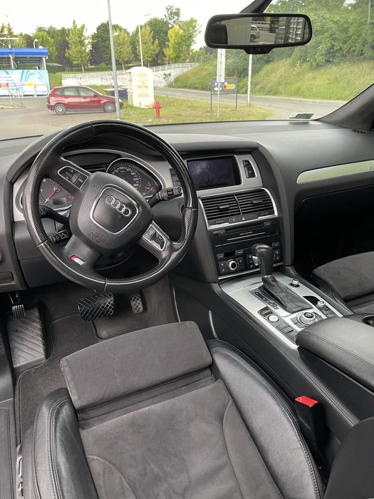 AUDI Q7 S-line 4.2